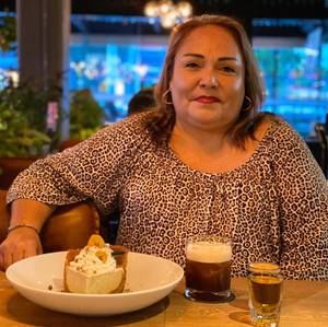 Meet your Posher, Cleotilde